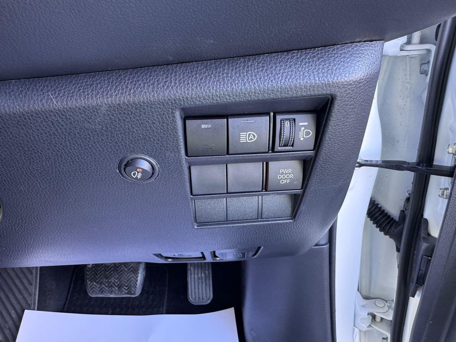 Used Toyota Voxy for sale - 76701381: Photo 14