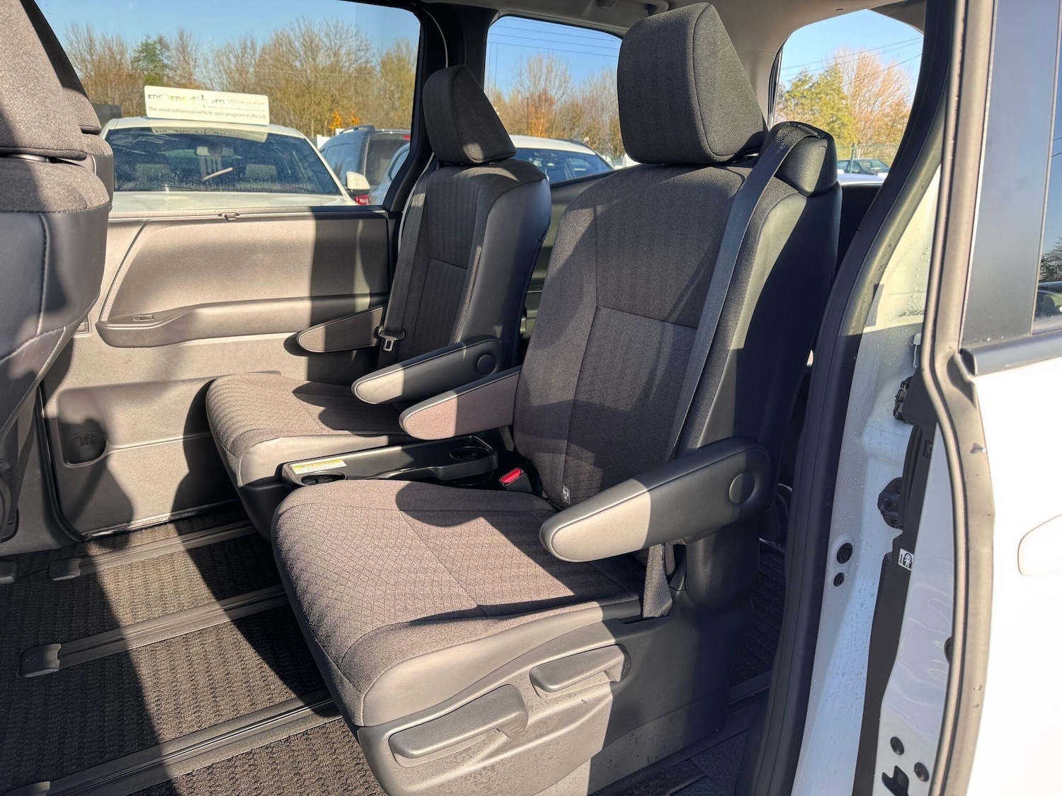 Used Toyota Voxy for sale - 76701381: Photo 22