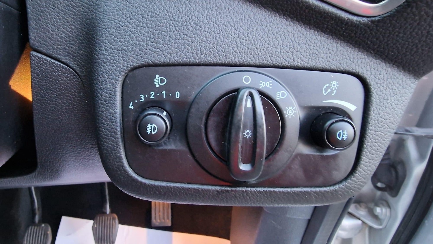 Used Ford Kuga 2014 for sale - 76179535: Photo 15