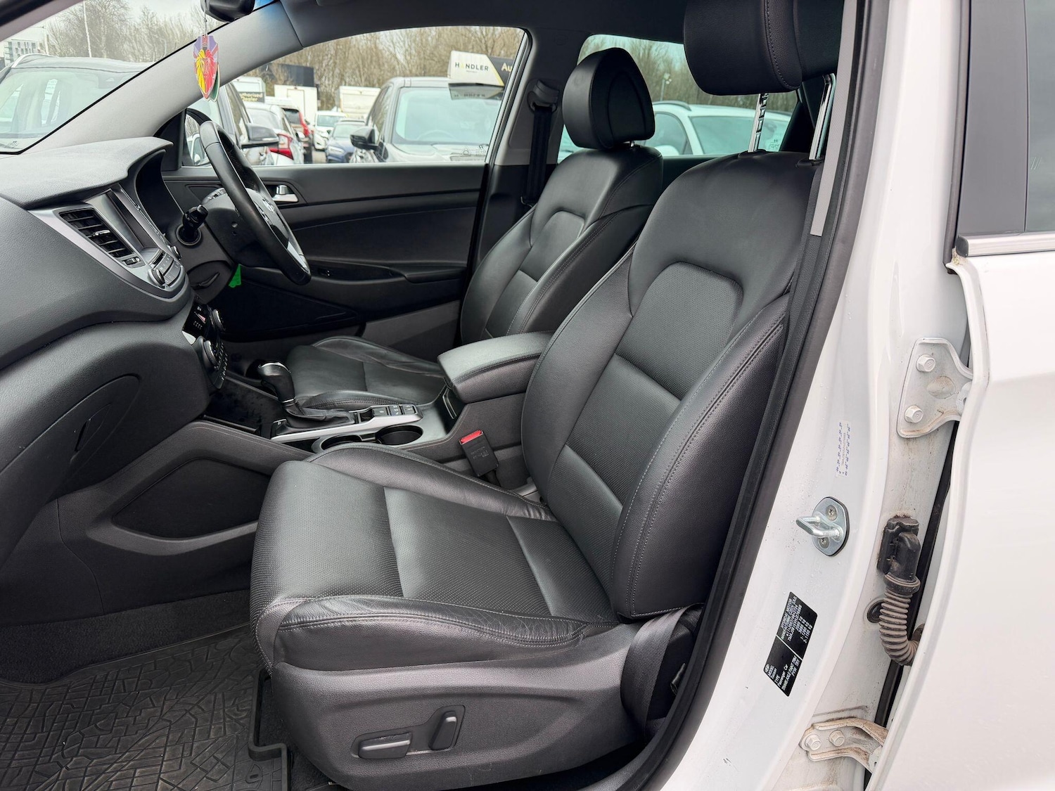 Used Hyundai TUCSON 2016 for sale - 77670956: Photo 21