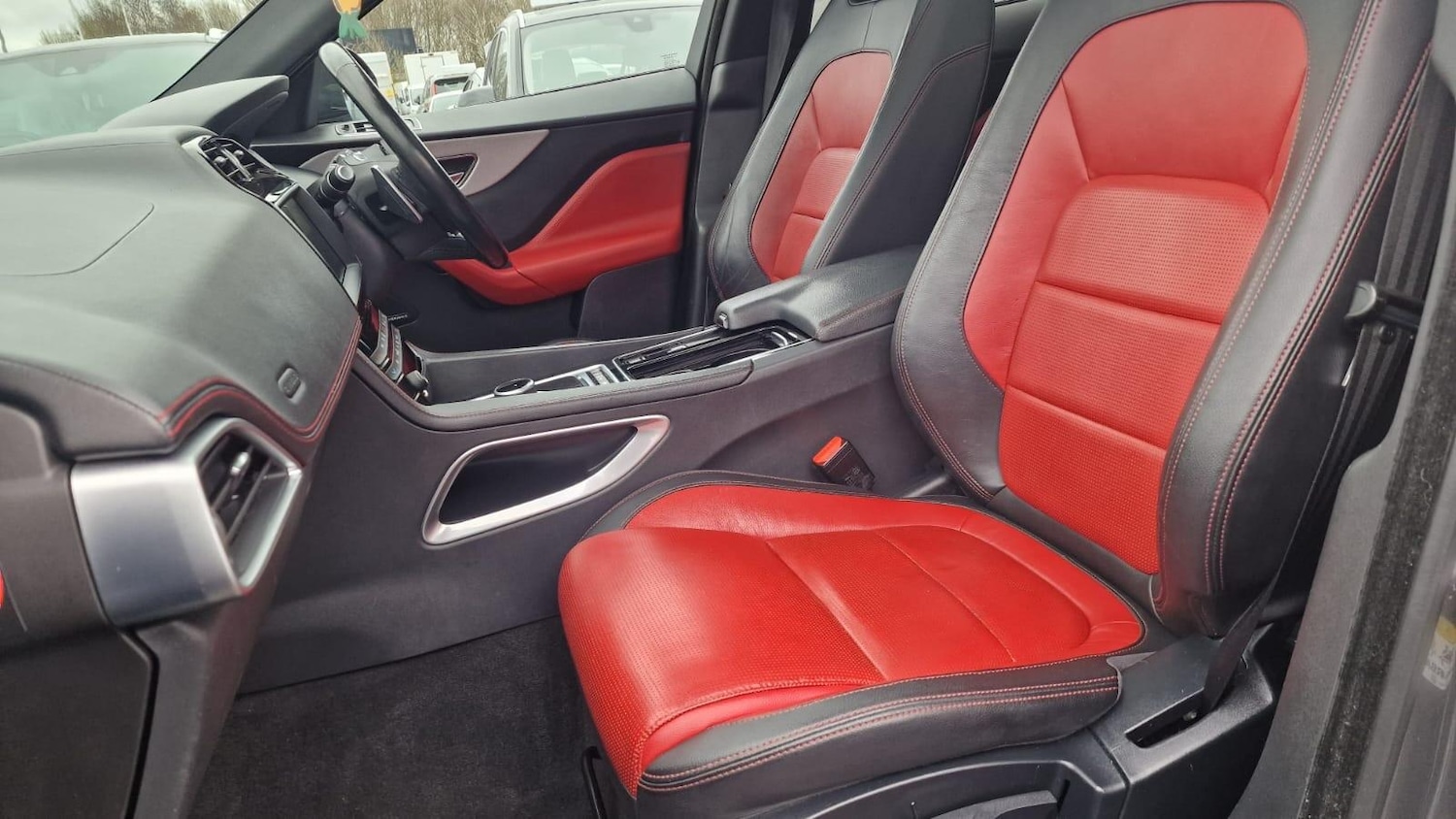 Used Jaguar F-Pace 2017 for sale - 77783151: Photo 27