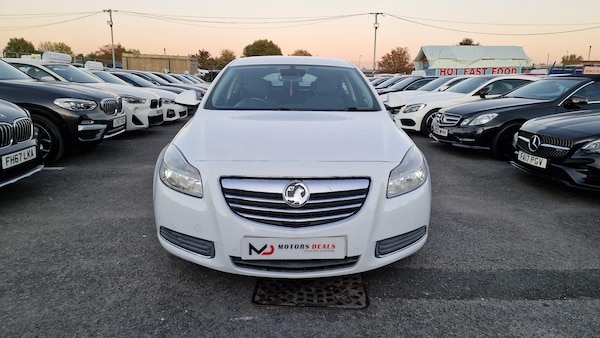 Used Vauxhall Insignia 2012 for sale - 76095145: Photo 2