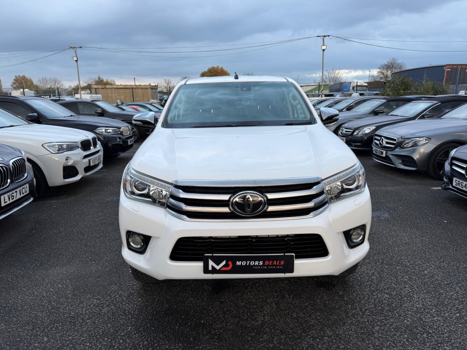 Used Toyota Hilux 2016 for sale - 76511955: Photo 2