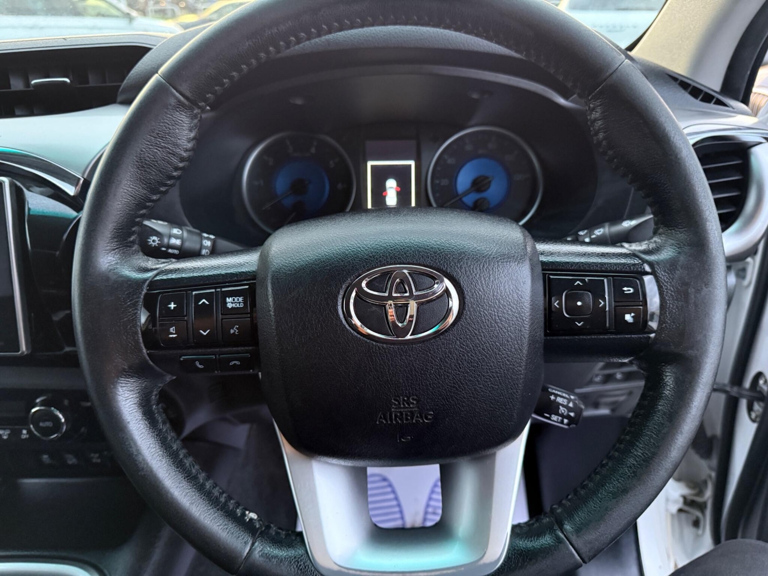 Used Toyota Hilux 2016 for sale - 76511955: Photo 22