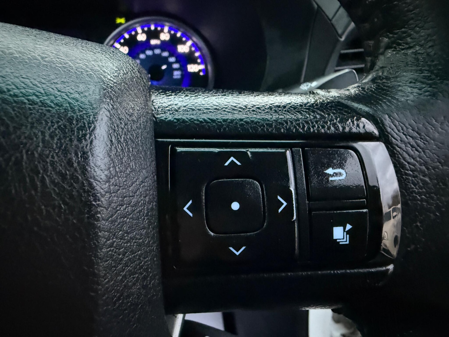 Used Toyota Hilux 2016 for sale - 76511955: Photo 25