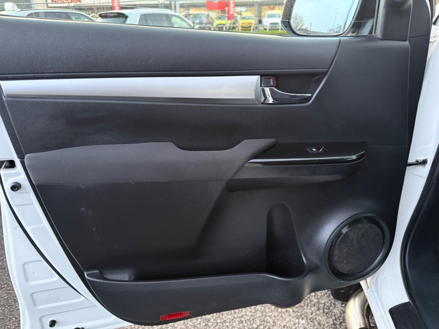 Used Toyota Hilux 2016 for sale - 76511955: Photo 29