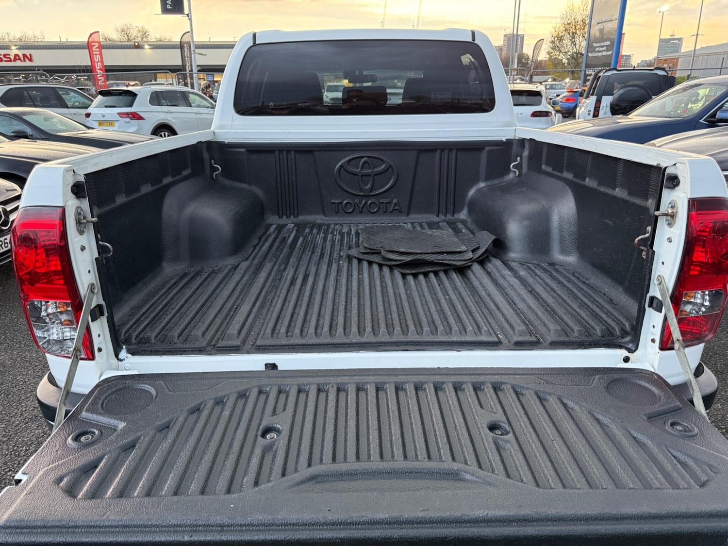 Used Toyota Hilux 2016 for sale - 76511955: Photo 31