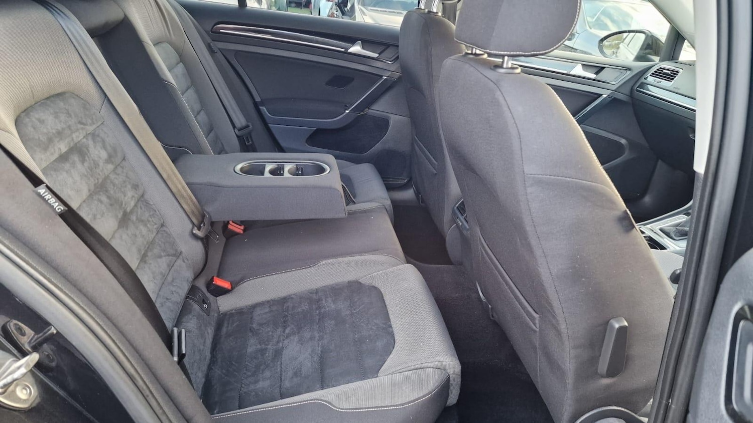 Used Volkswagen Golf 2015 for sale - 76440965: Photo 32