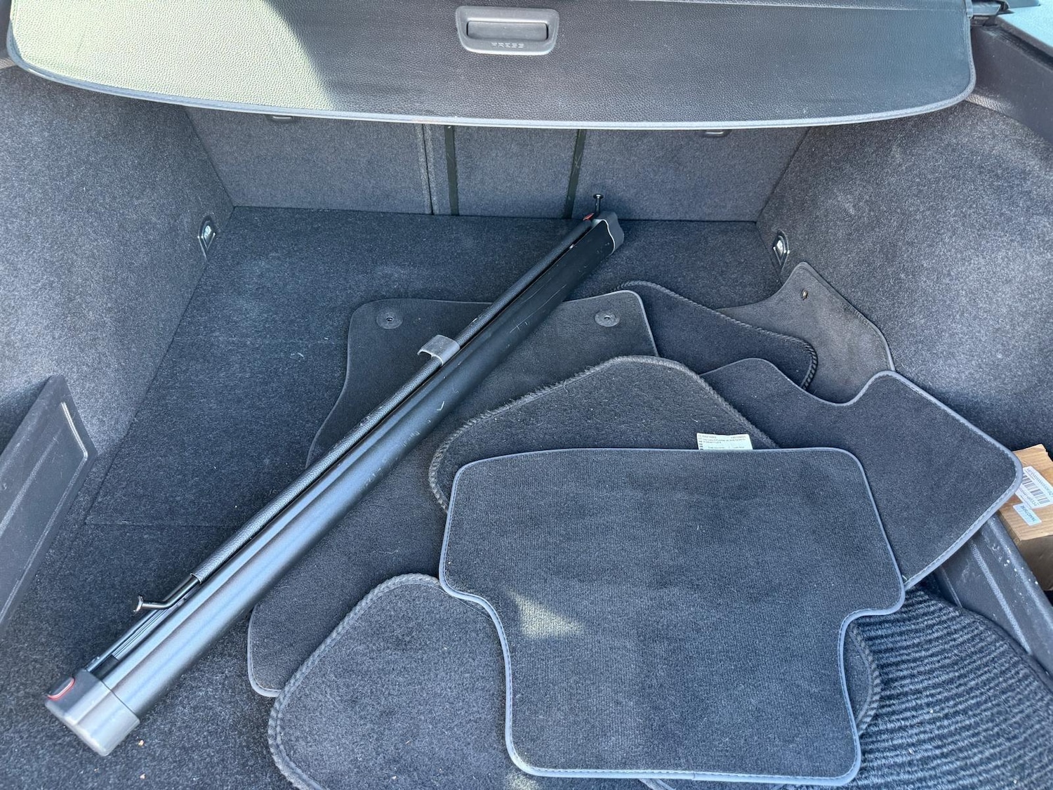 Used Volkswagen Passat 2014 for sale - 76042961: Photo 24