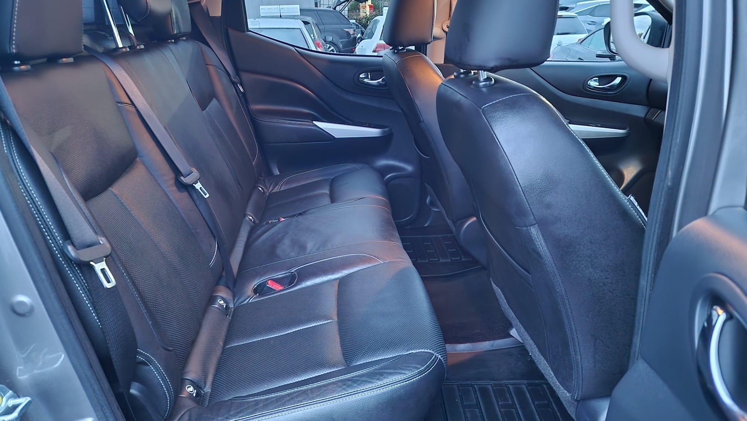 Used Nissan Navara 2017 for sale - 76942407: Photo 27