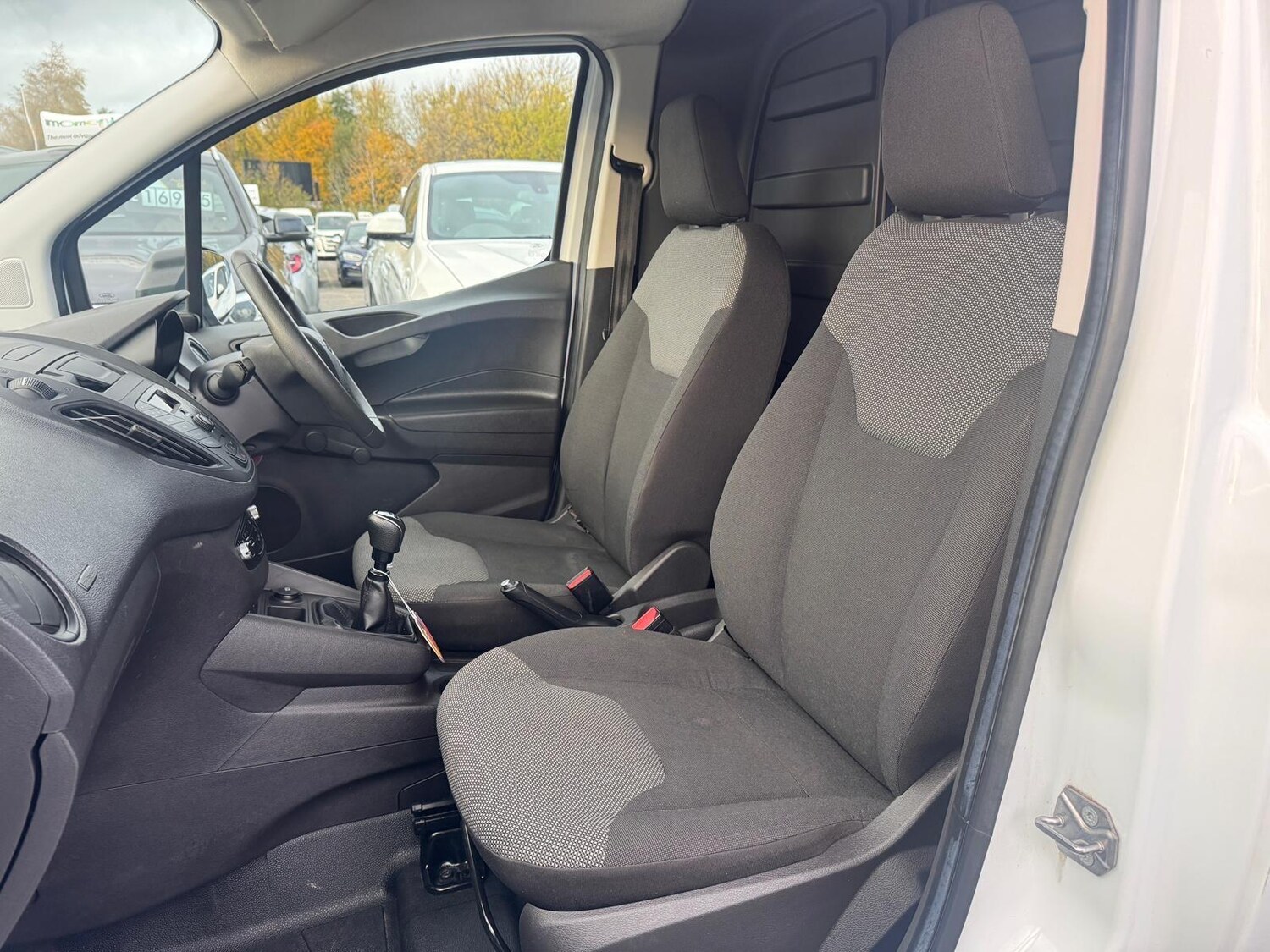 Used Ford Transit Courier 2019 for sale - 76399061: Photo 18