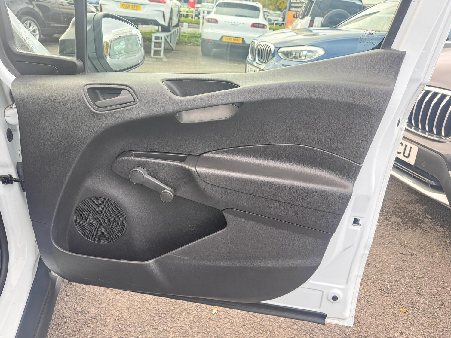 Used Ford Transit Courier 2019 for sale - 76399061: Photo 19