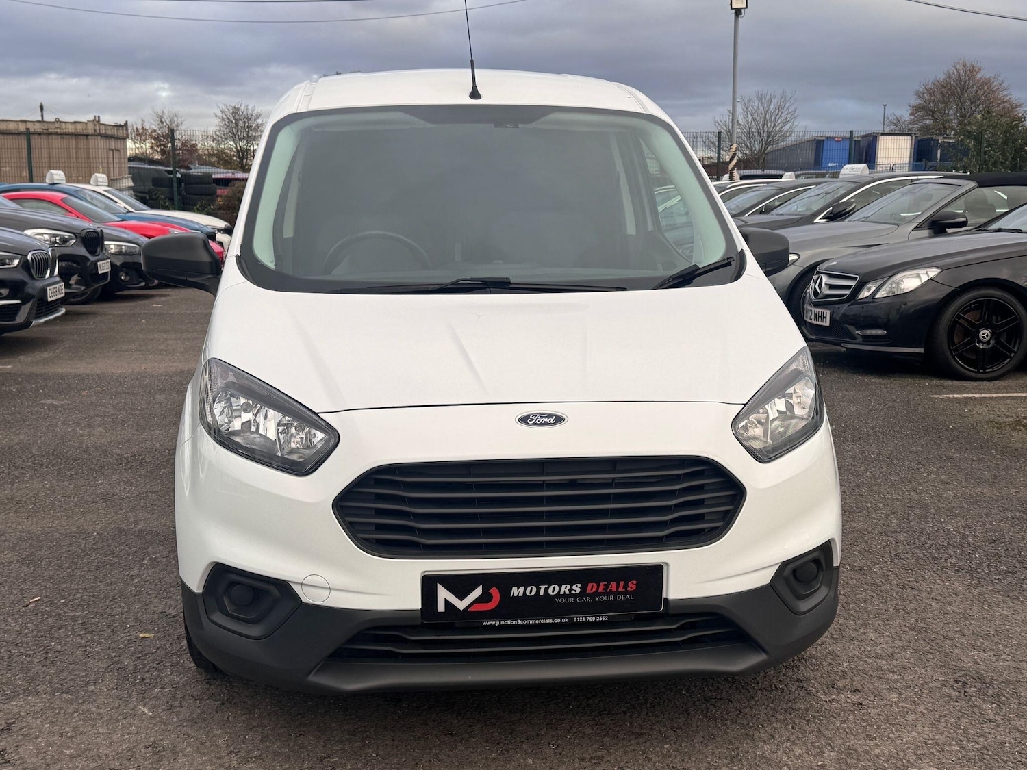 Used Ford Transit Courier 2019 for sale - 76399061: Photo 2