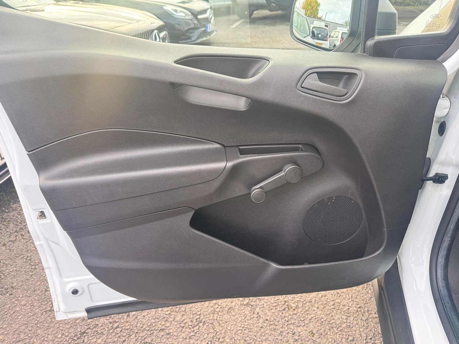 Used Ford Transit Courier 2019 for sale - 76399061: Photo 21