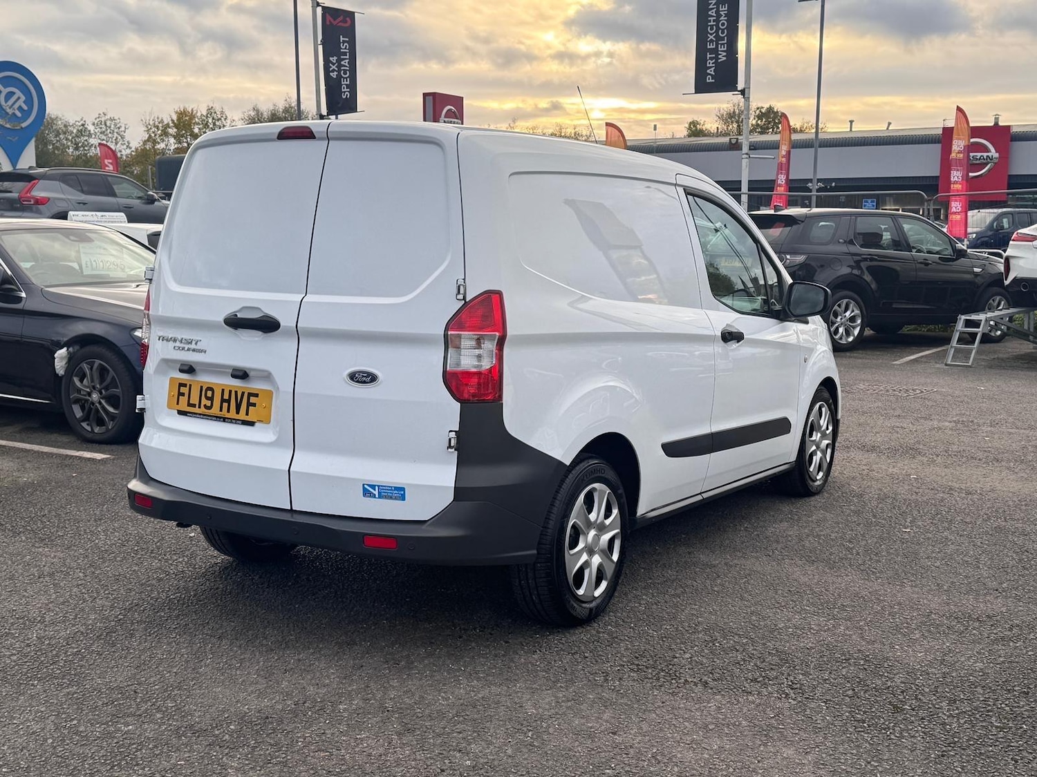 Used Ford Transit Courier 2019 for sale - 76399061: Photo 9