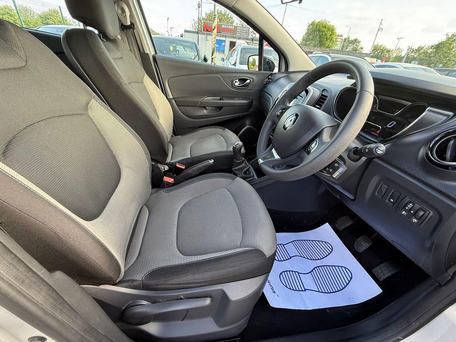 Used Renault Captur 2015 for sale - 75990594: Photo 12