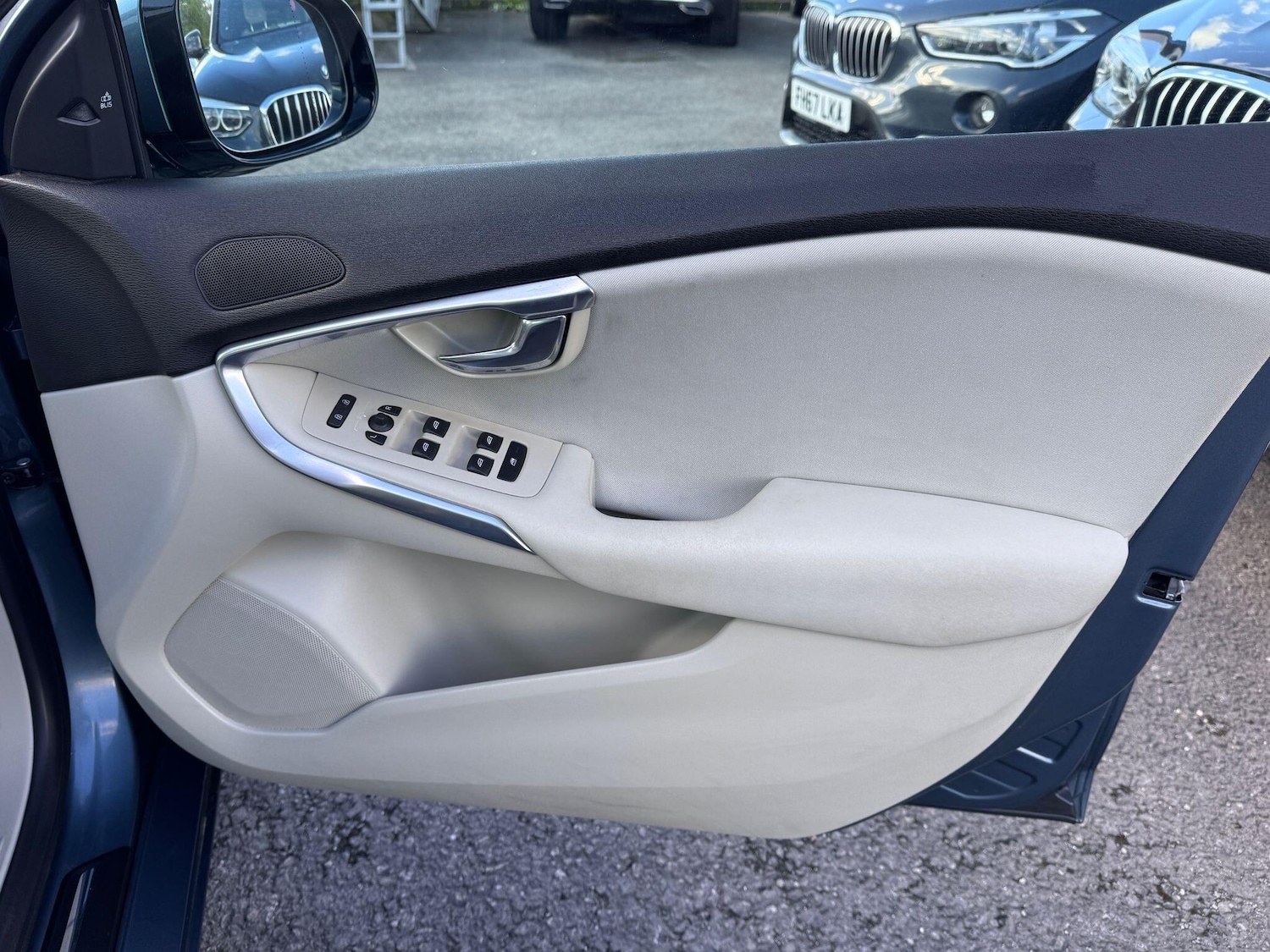 Used Volvo V40 2025 for sale - 76988023: Photo 19