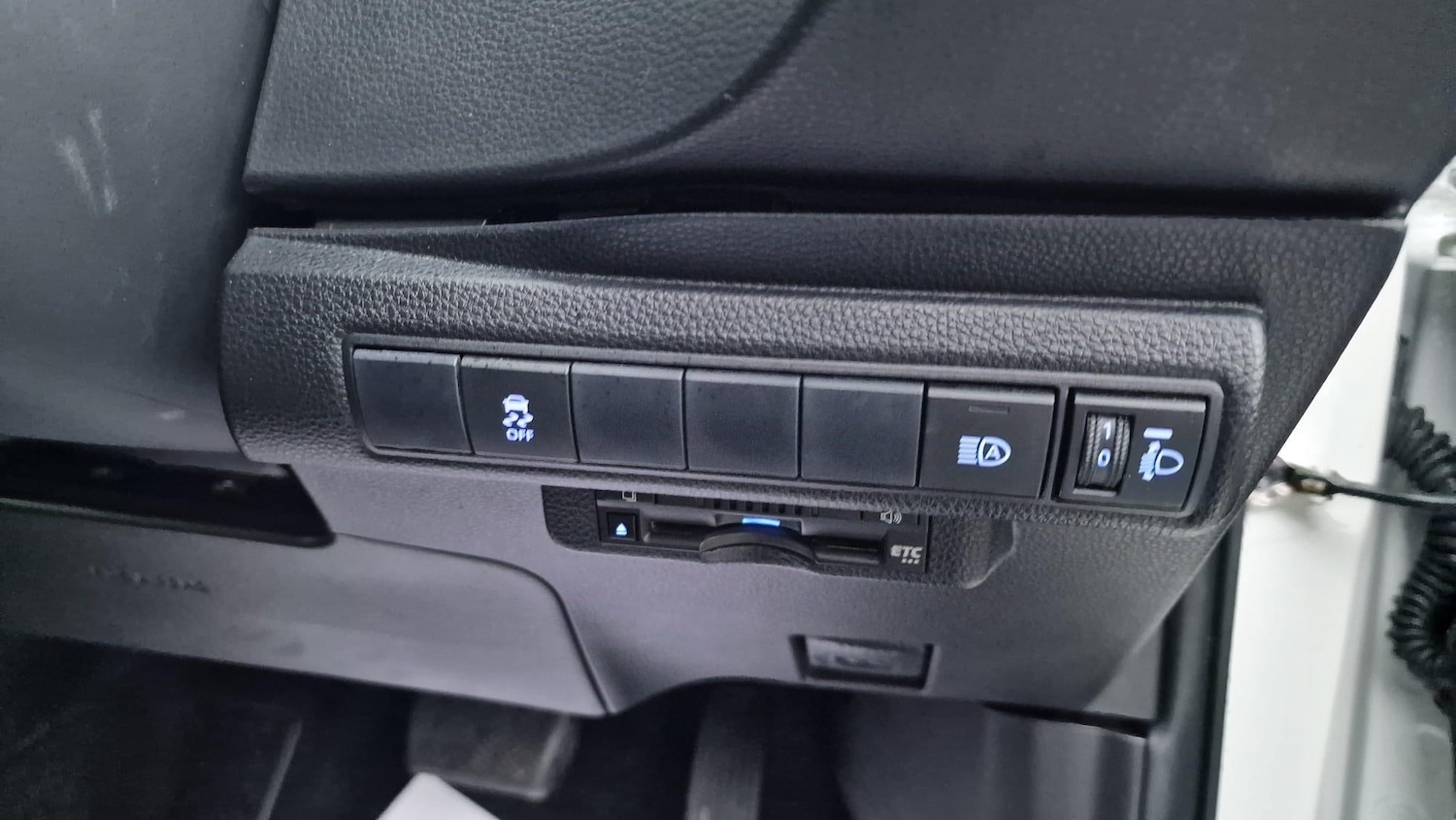 Used Toyota Corolla for sale - 76484470: Photo 11