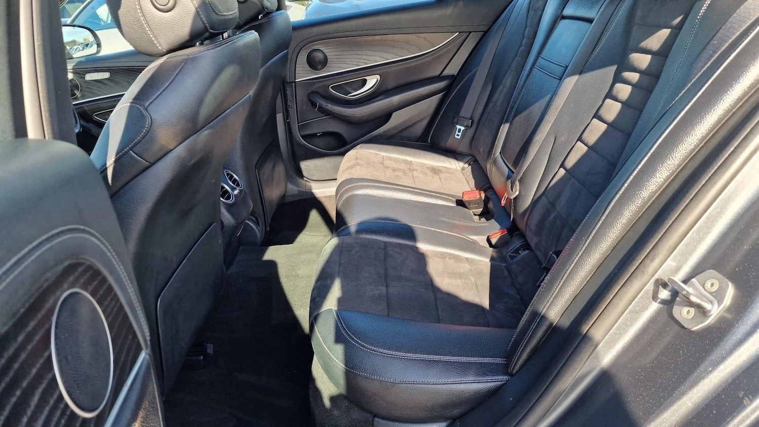 Used Mercedes-Benz E Class 2017 for sale - 76136290: Photo 27