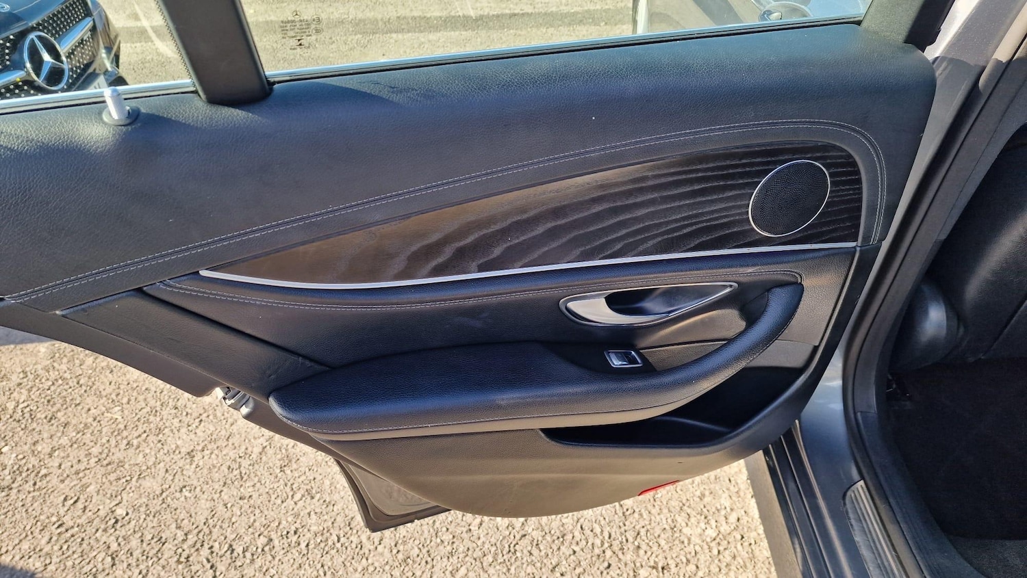 Used Mercedes-Benz E Class 2017 for sale - 76136290: Photo 29