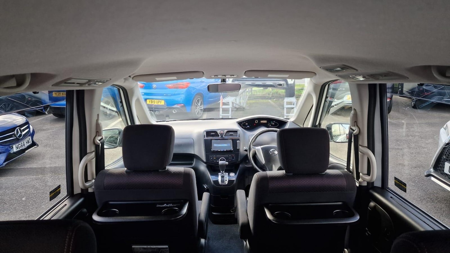 Used Nissan Serena 2024 for sale - 77671018: Photo 29