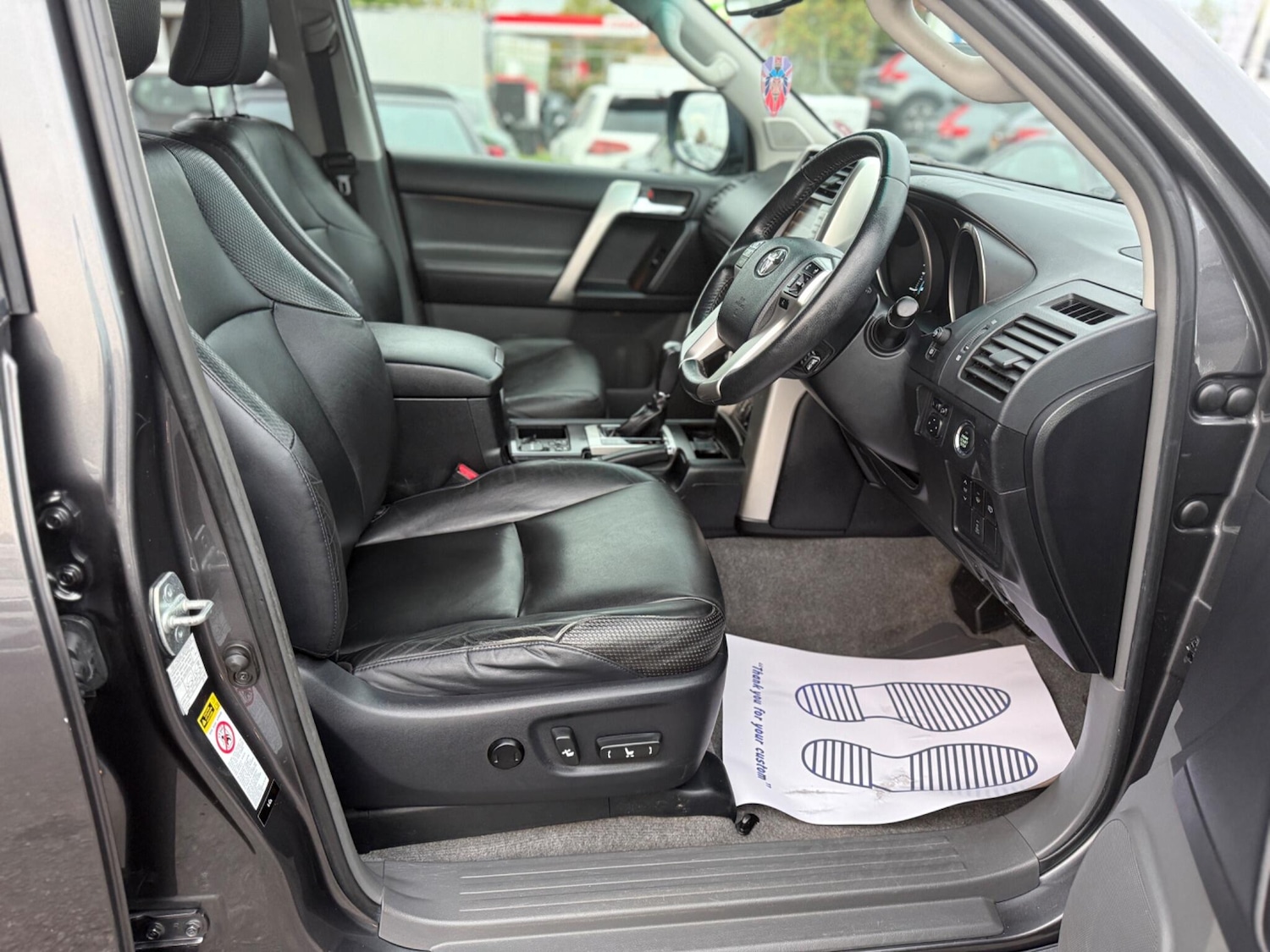 Used Toyota Landcruiser 2010 for sale - 76152776: Photo 13