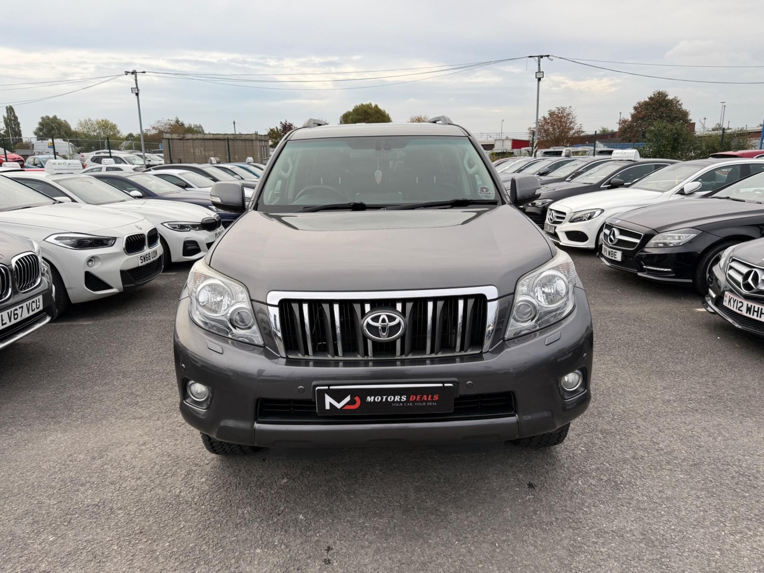Used Toyota Landcruiser 2010 for sale - 76152776: Photo 2