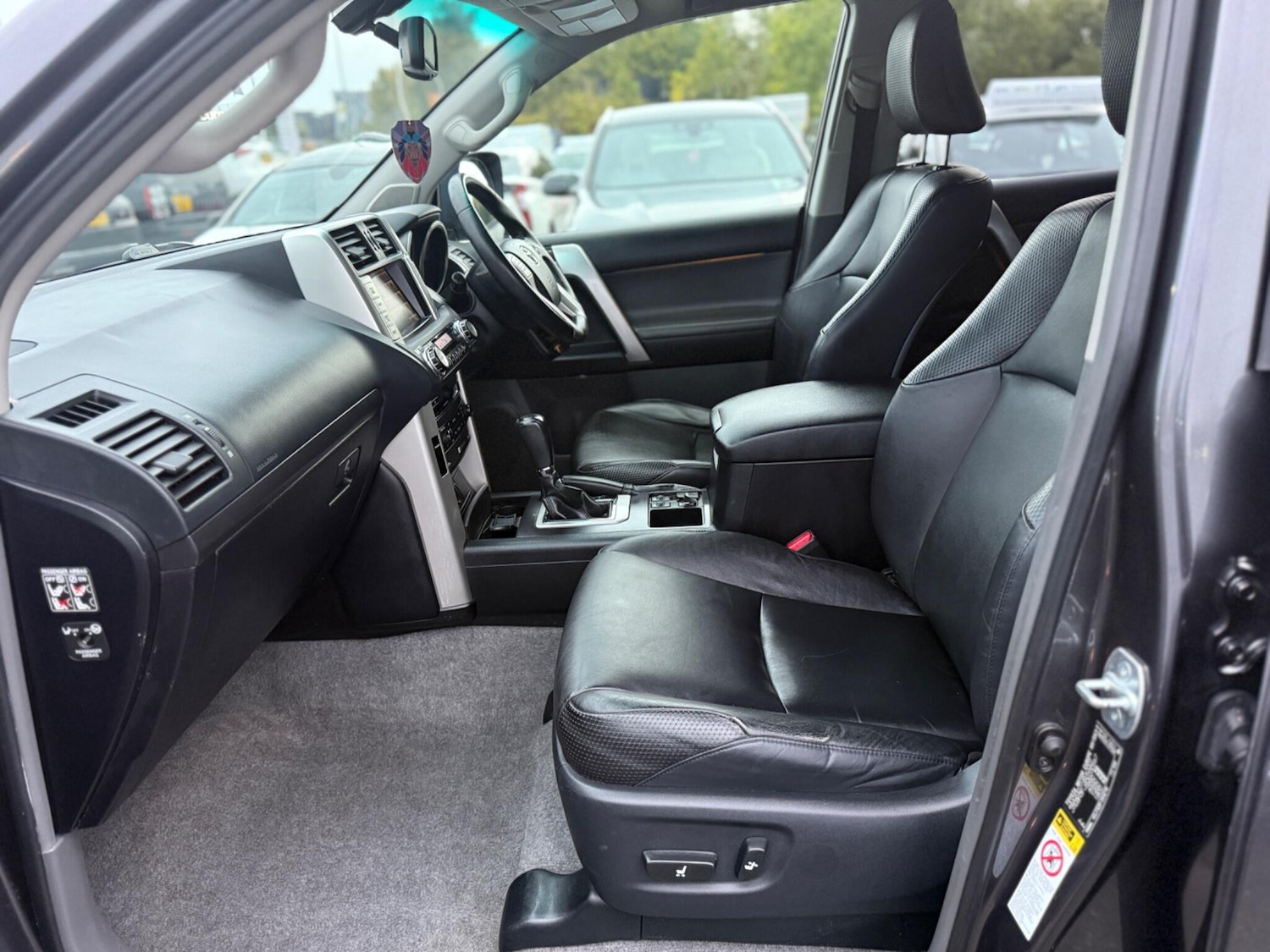 Used Toyota Landcruiser 2010 for sale - 76152776: Photo 23