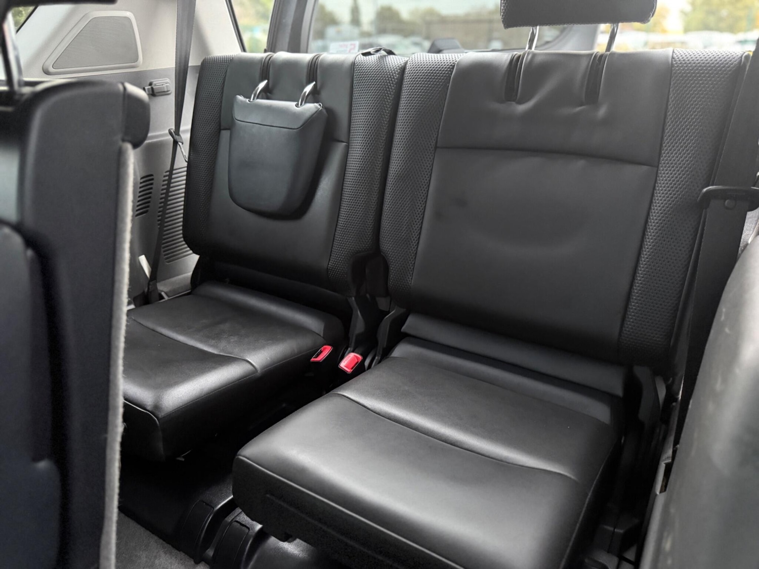 Used Toyota Landcruiser 2010 for sale - 76152776: Photo 32