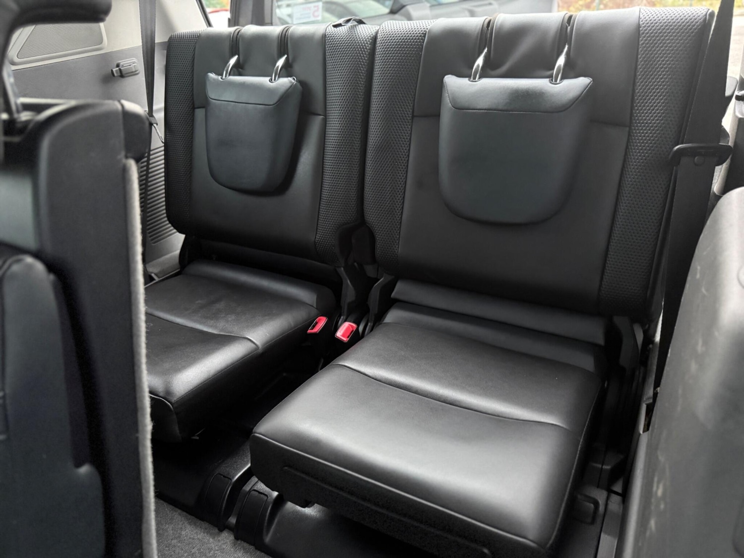 Used Toyota Landcruiser 2010 for sale - 76152776: Photo 33