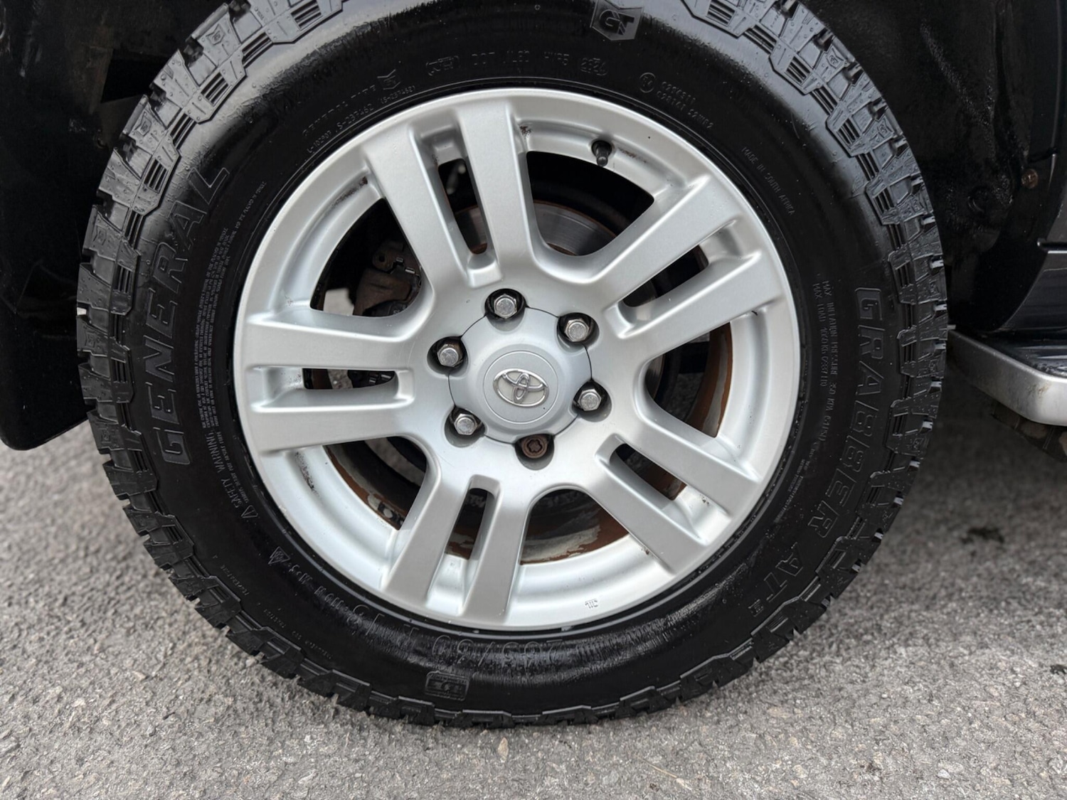 Used Toyota Landcruiser 2010 for sale - 76152776: Photo 36