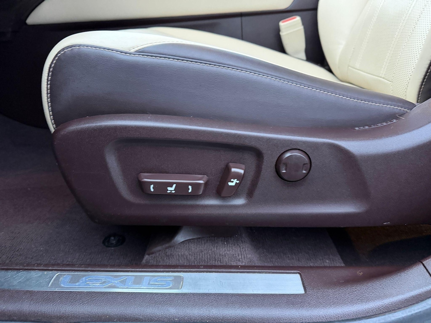 Used Lexus RX 2017 for sale - 76759605: Photo 24