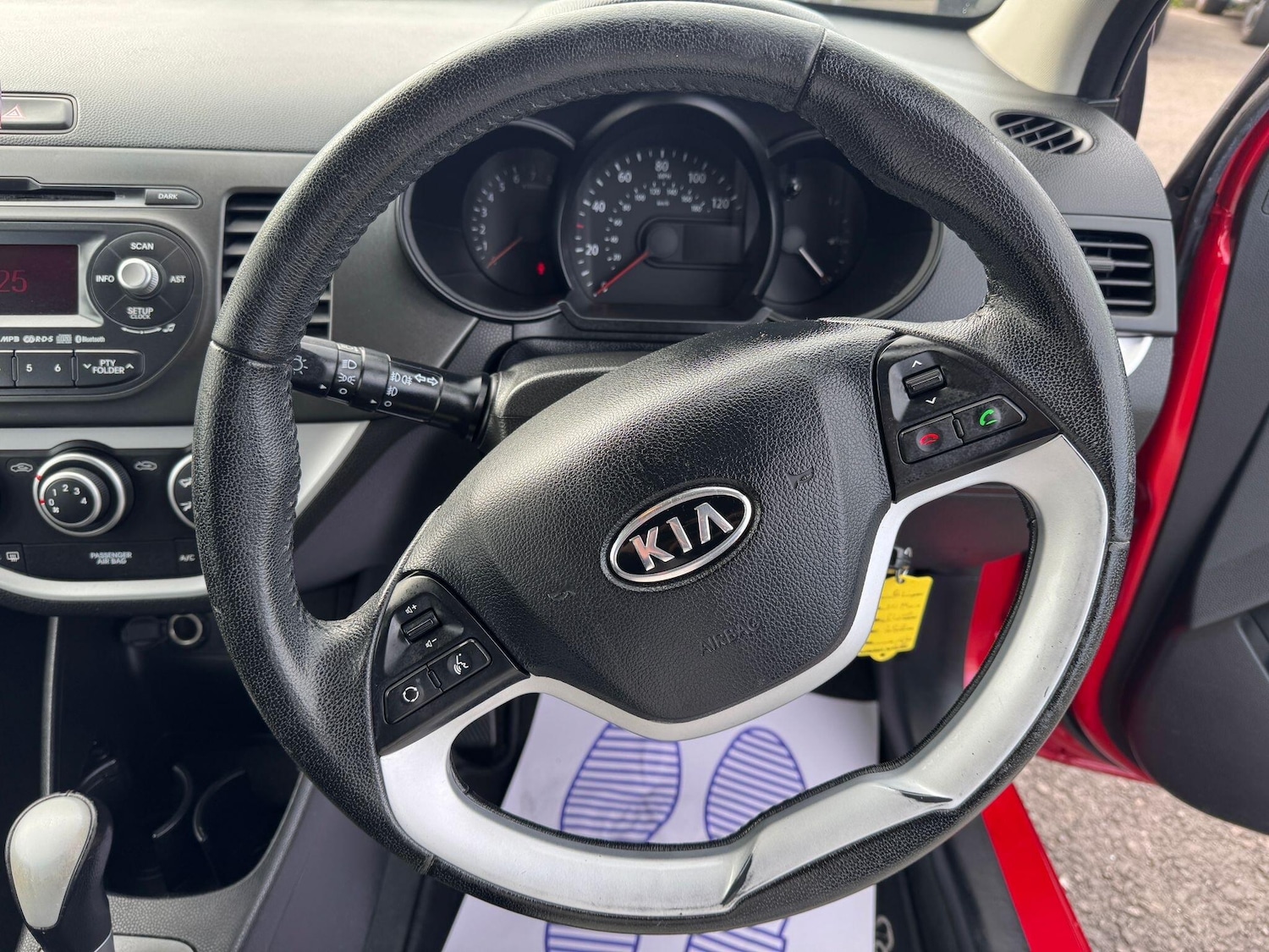 Used Kia Picanto 2012 for sale - 76188903: Photo 18