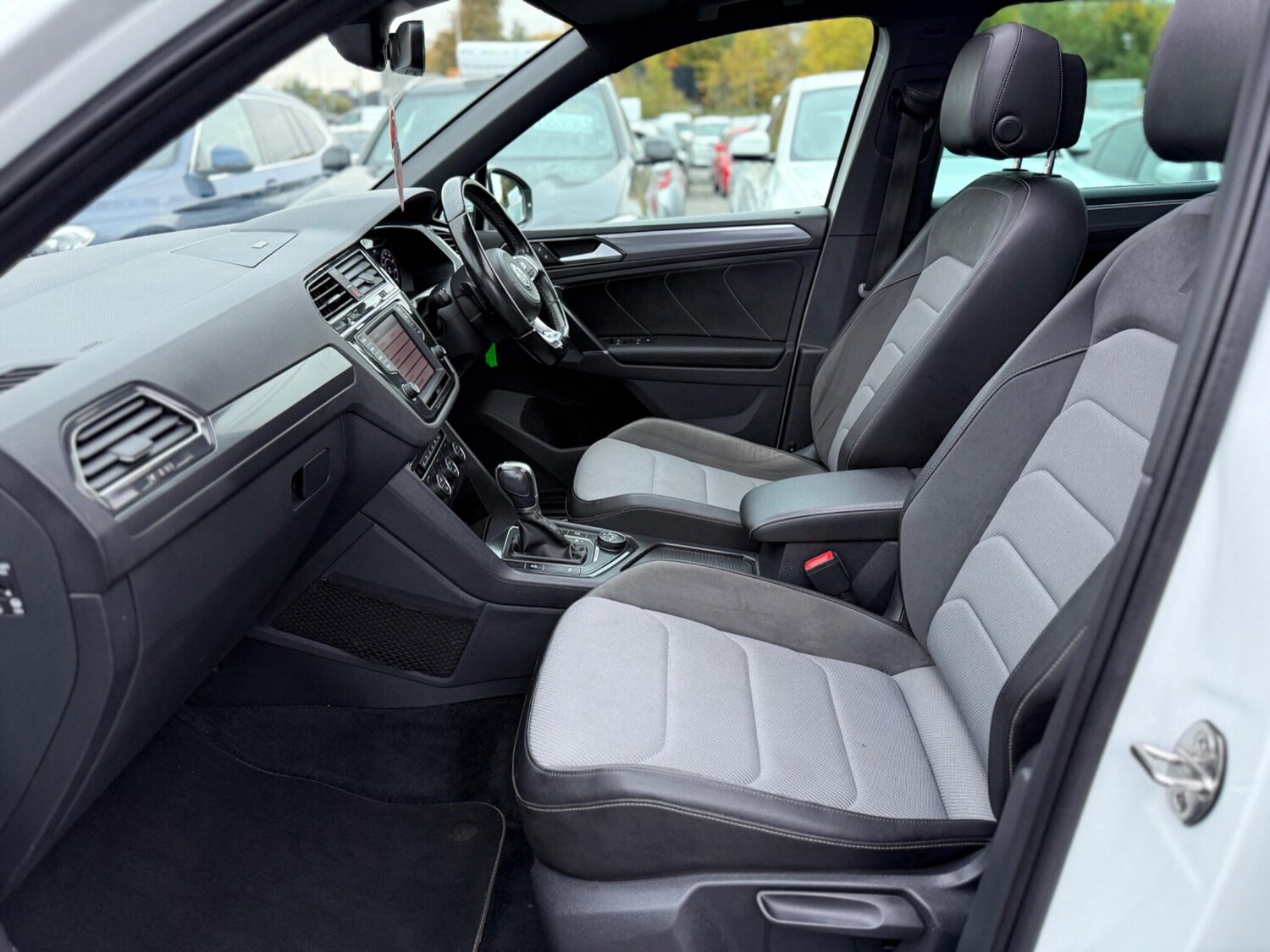 Used Volkswagen Tiguan 2017 for sale - 76942613: Photo 26