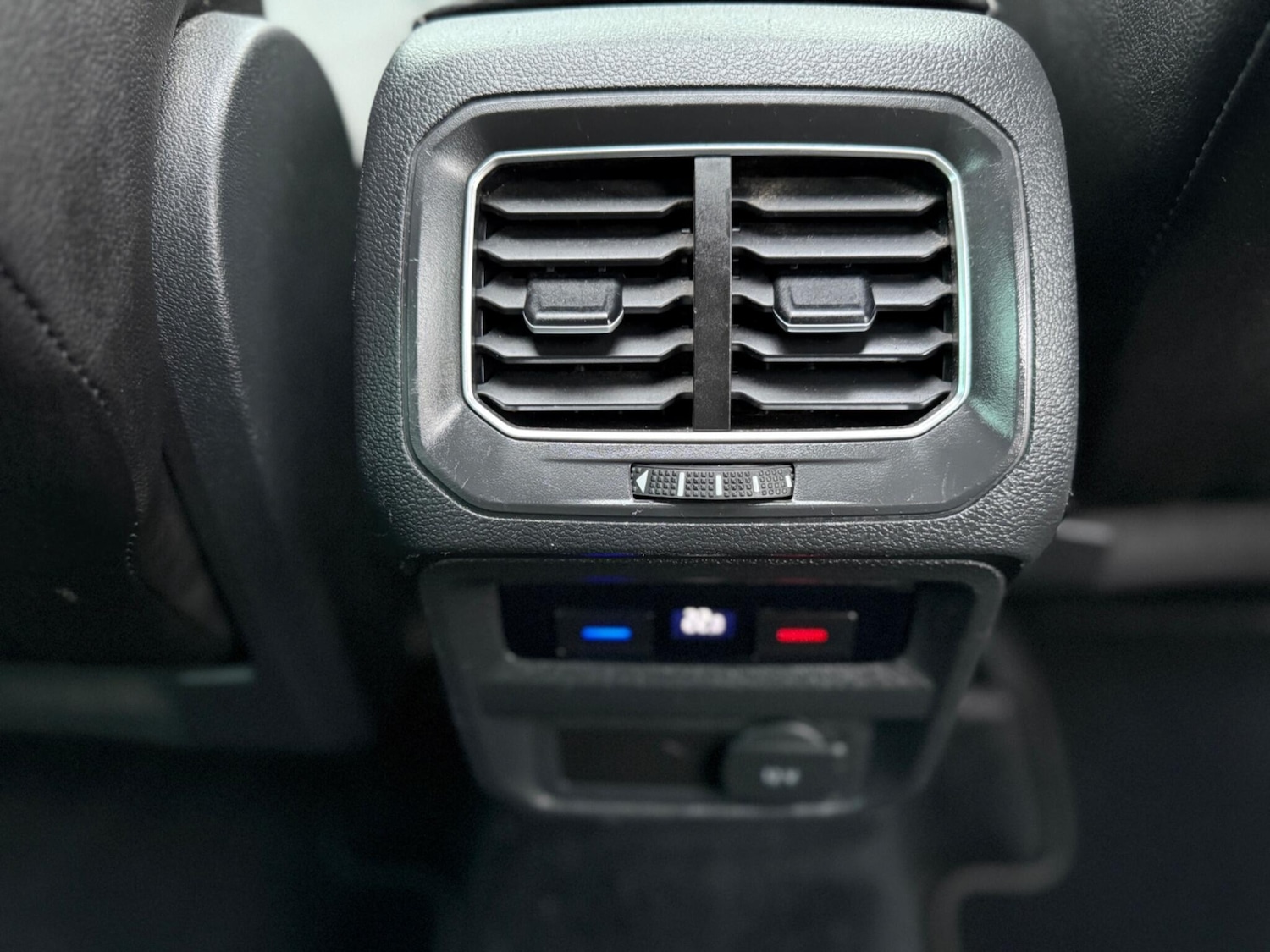 Used Volkswagen Tiguan 2017 for sale - 76942613: Photo 30