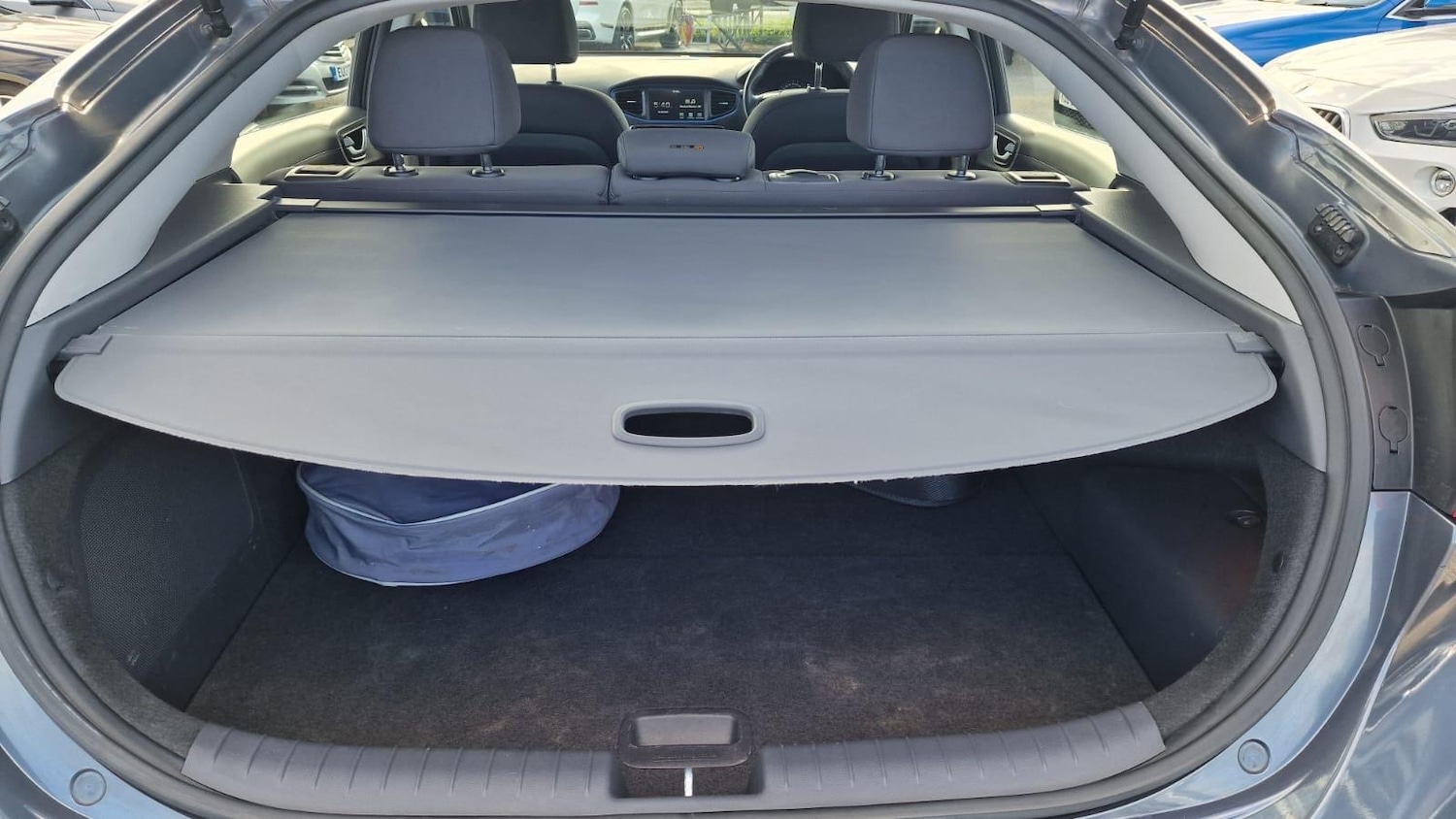 Vehicle 29