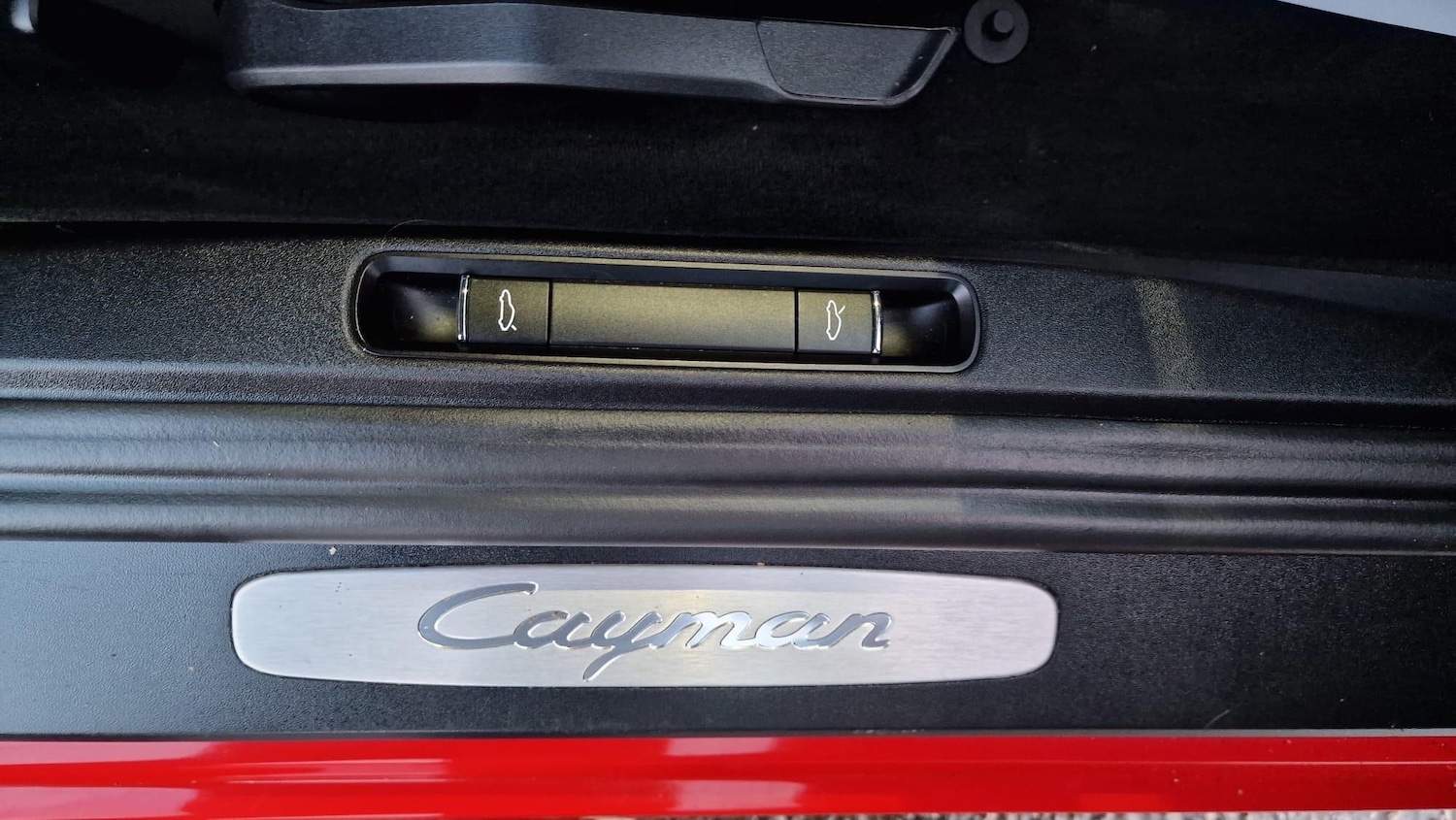 Used Porsche 718 Cayman 2017 for sale - 76378086: Photo 26