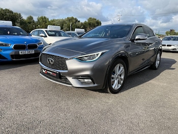 Used Infiniti Q30 2016 for sale - 75459252: Photo