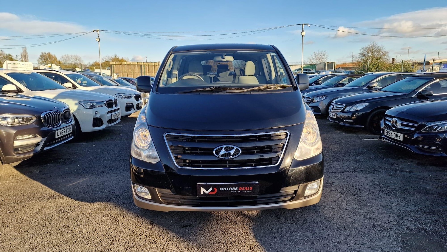Used Hyundai i800 2017 for sale - 76645310: Photo 2