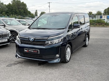 Used Toyota Noah 2016 for sale - 79158834: Photo