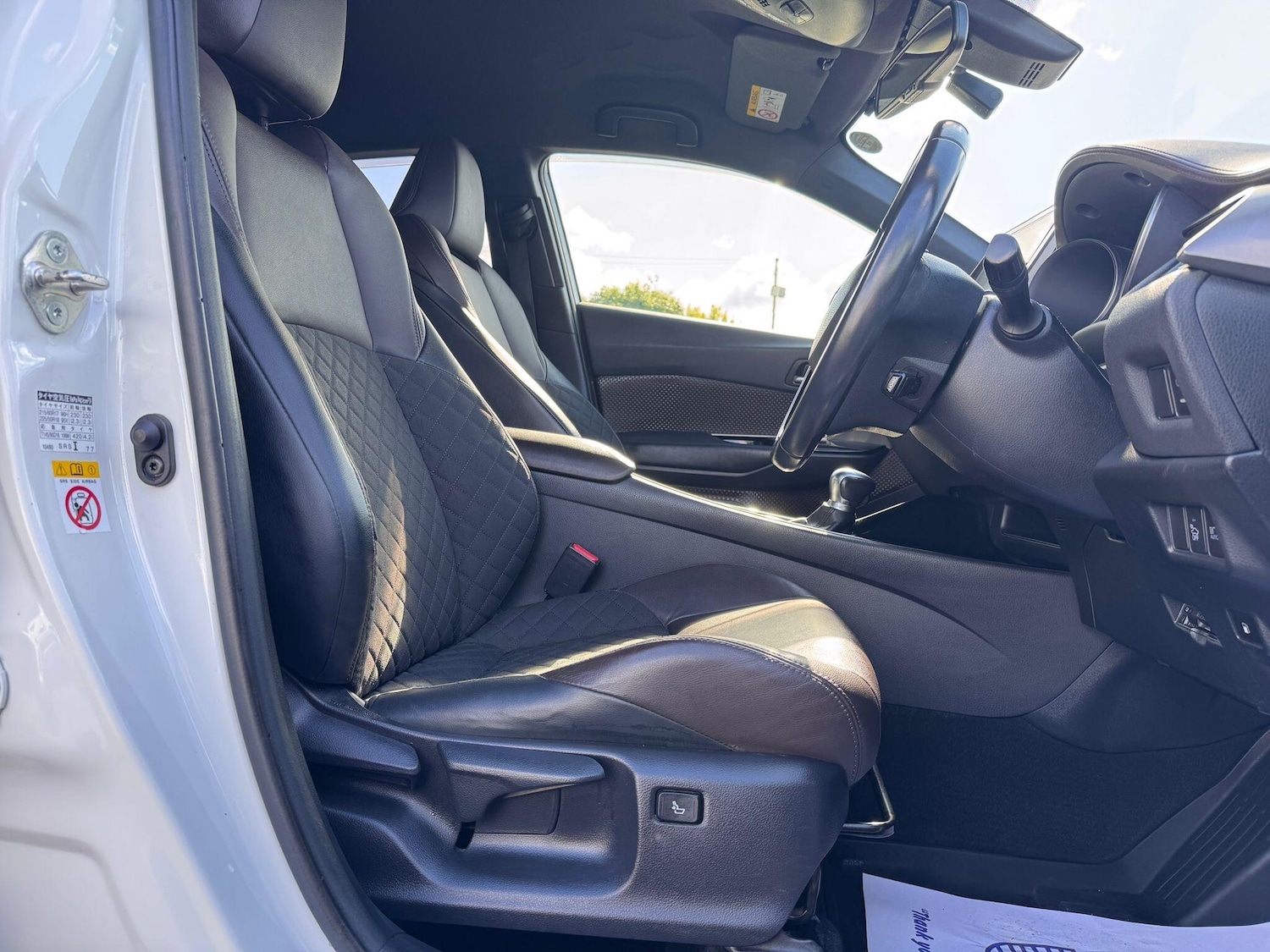 Used Toyota C-HR 2018 for sale - 76361092: Photo 10