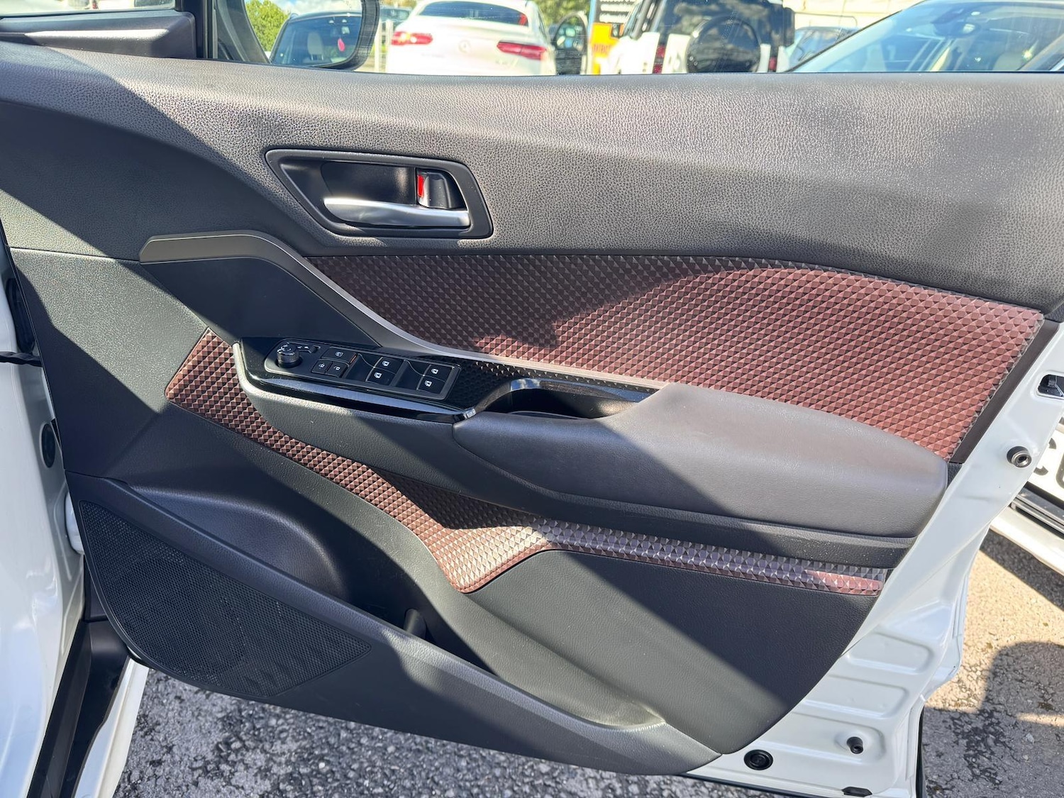 Used Toyota C-HR 2018 for sale - 76361092: Photo 21
