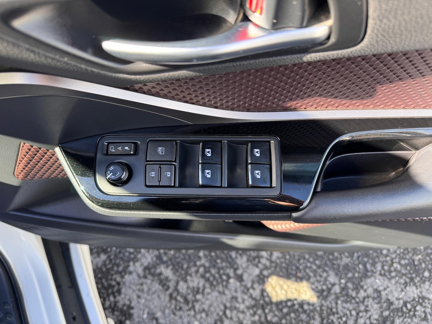 Used Toyota C-HR 2018 for sale - 76361092: Photo 23