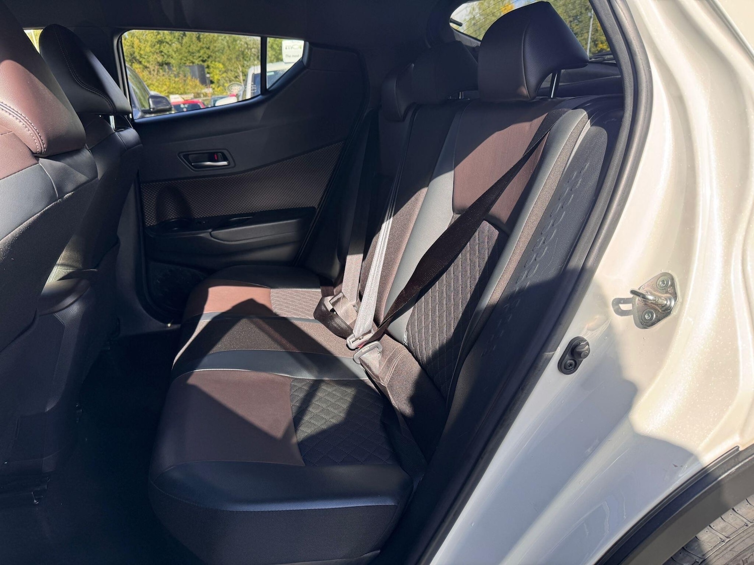 Used Toyota C-HR 2018 for sale - 76361092: Photo 26