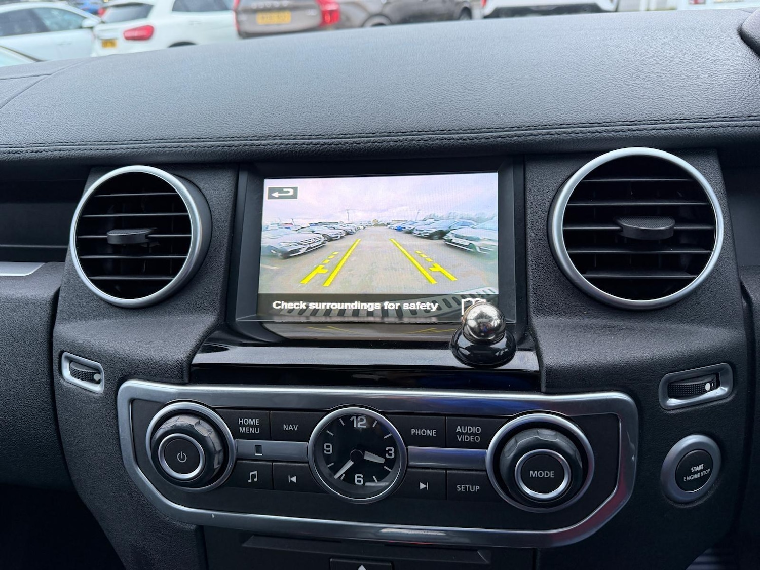 Used Land Rover Discovery 4 for sale - 77175146: Photo 17