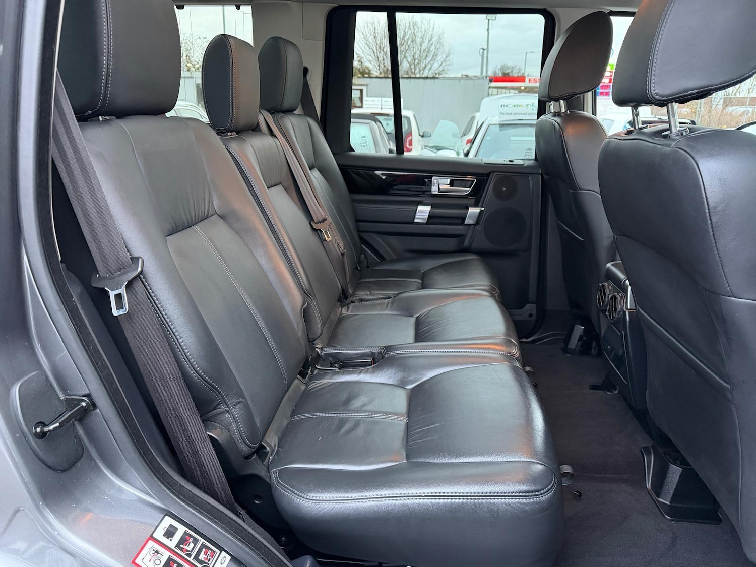 Used Land Rover Discovery 4 for sale - 77175146: Photo 30