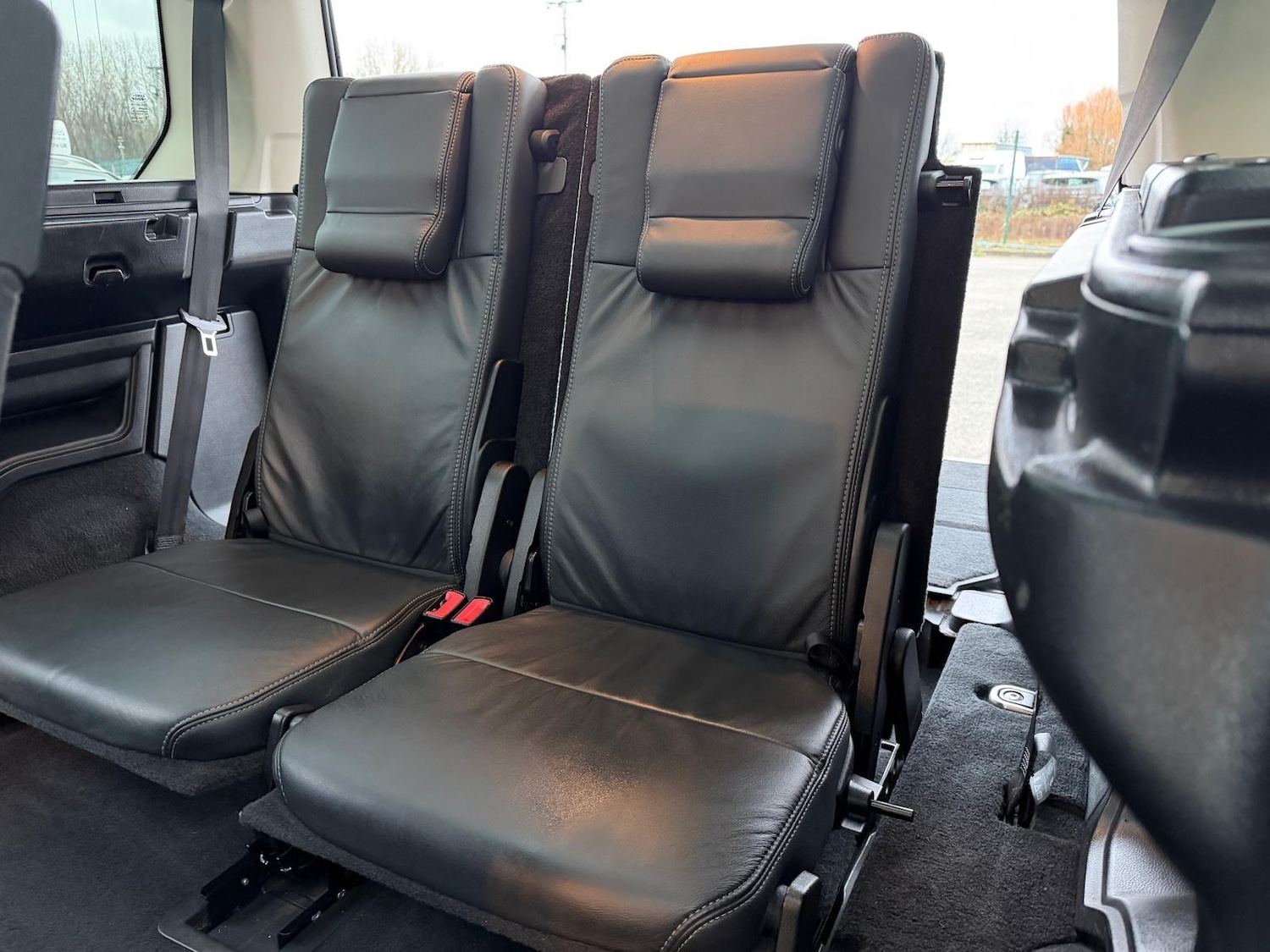 Used Land Rover Discovery 4 for sale - 77175146: Photo 32