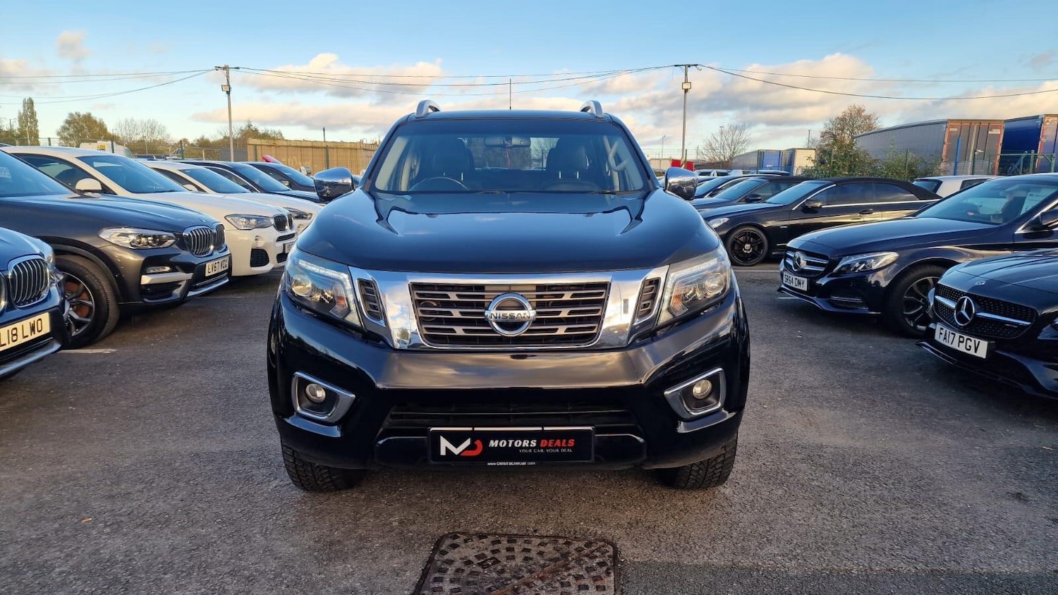 Used Nissan Navara 2019 for sale - 76377510: Photo 2