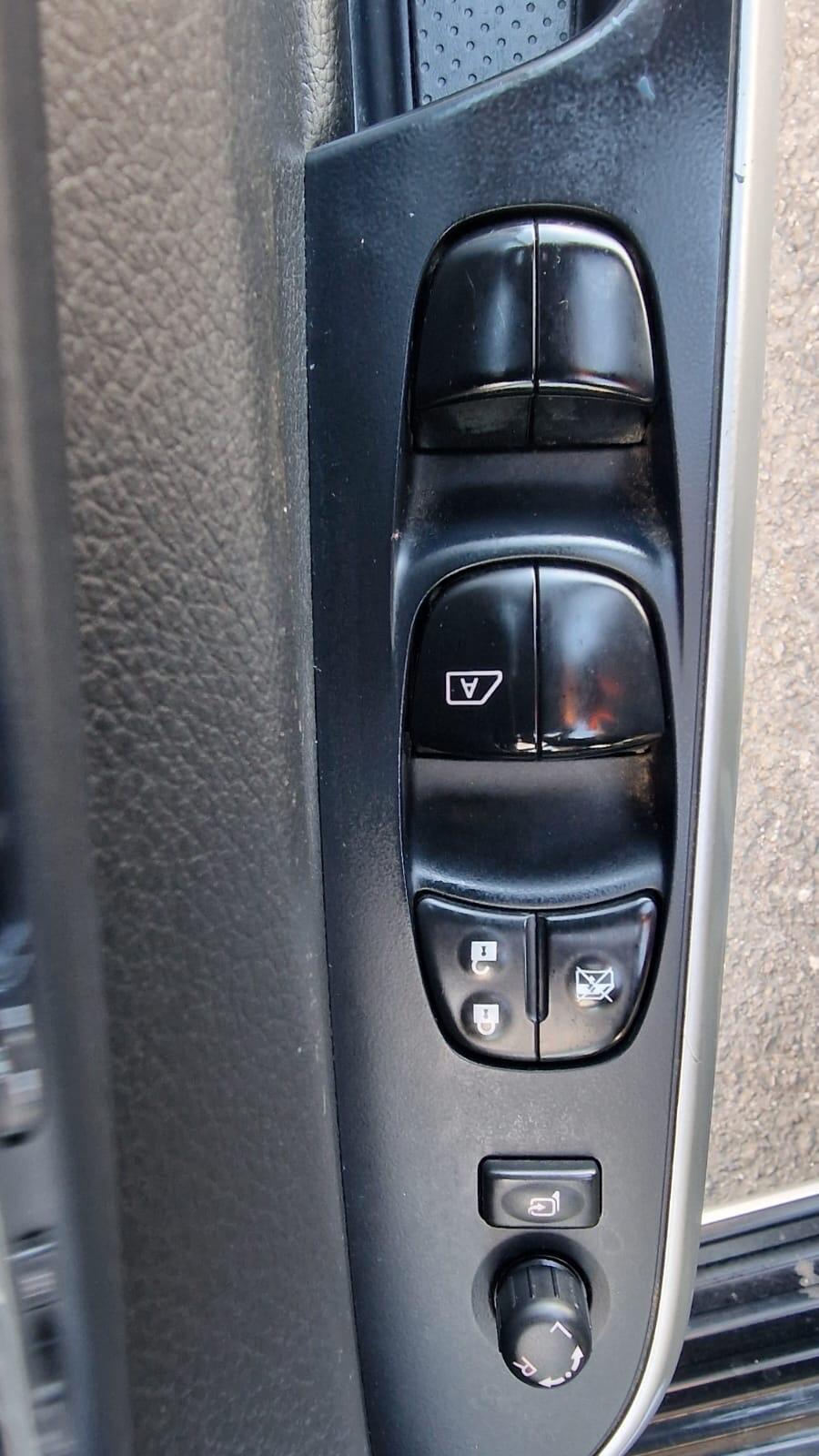 Used Nissan Navara 2019 for sale - 76377510: Photo 21