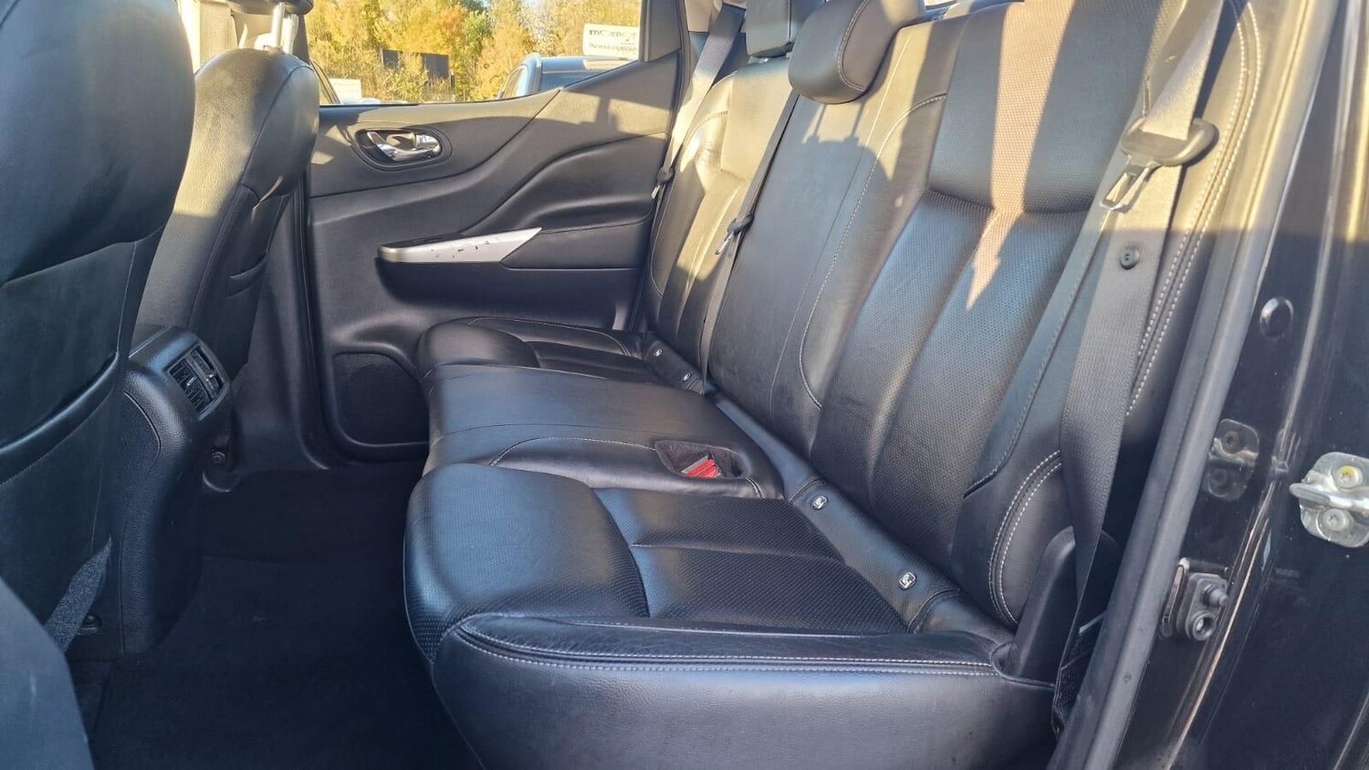Used Nissan Navara 2019 for sale - 76377510: Photo 24